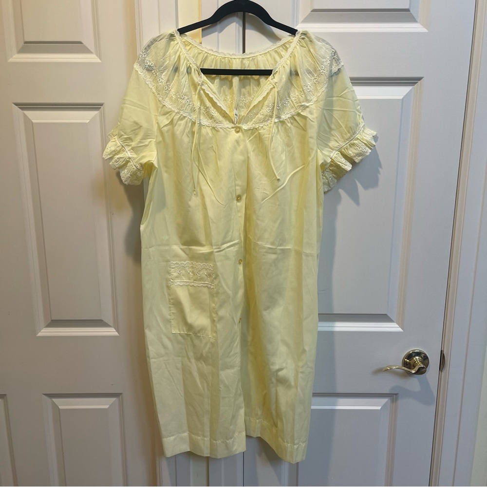 Komar Yellow Vintage Nightgown